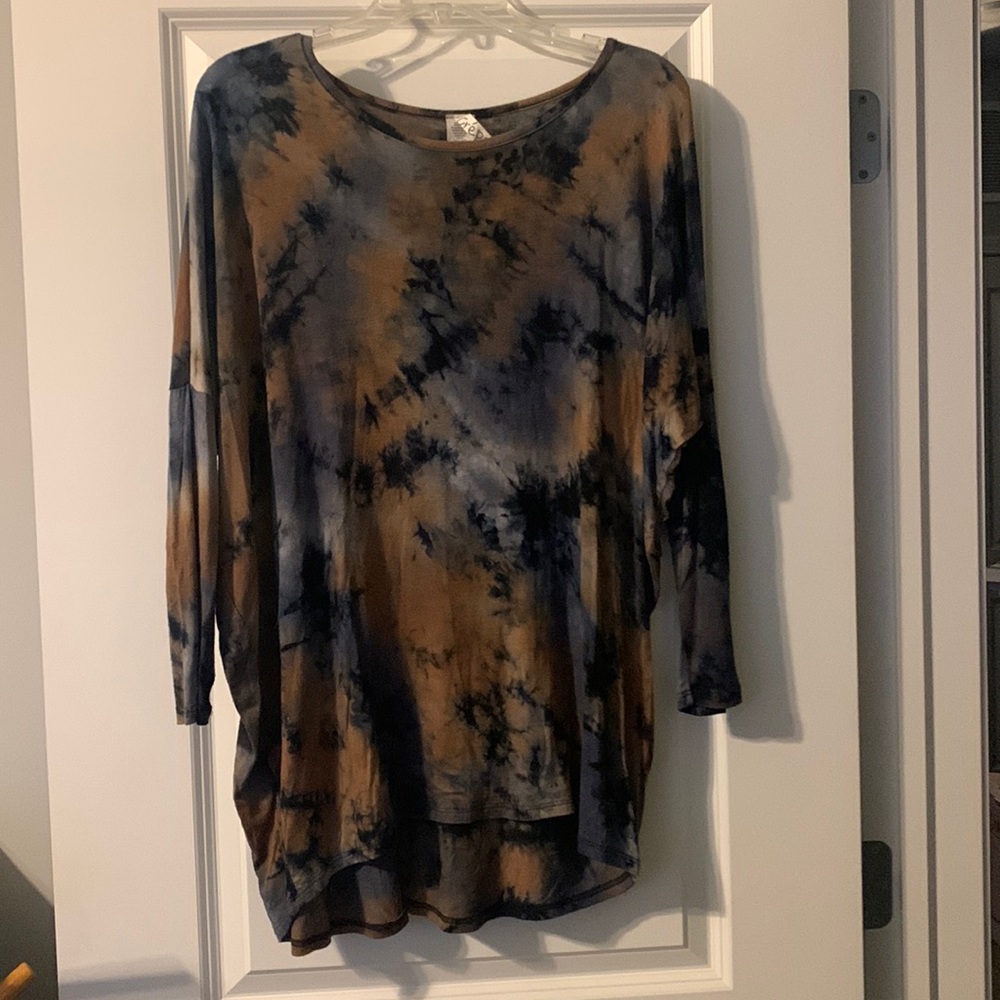 Tie Dye Flowy Shirt